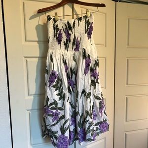 Floral dress for a garden party or poolside!